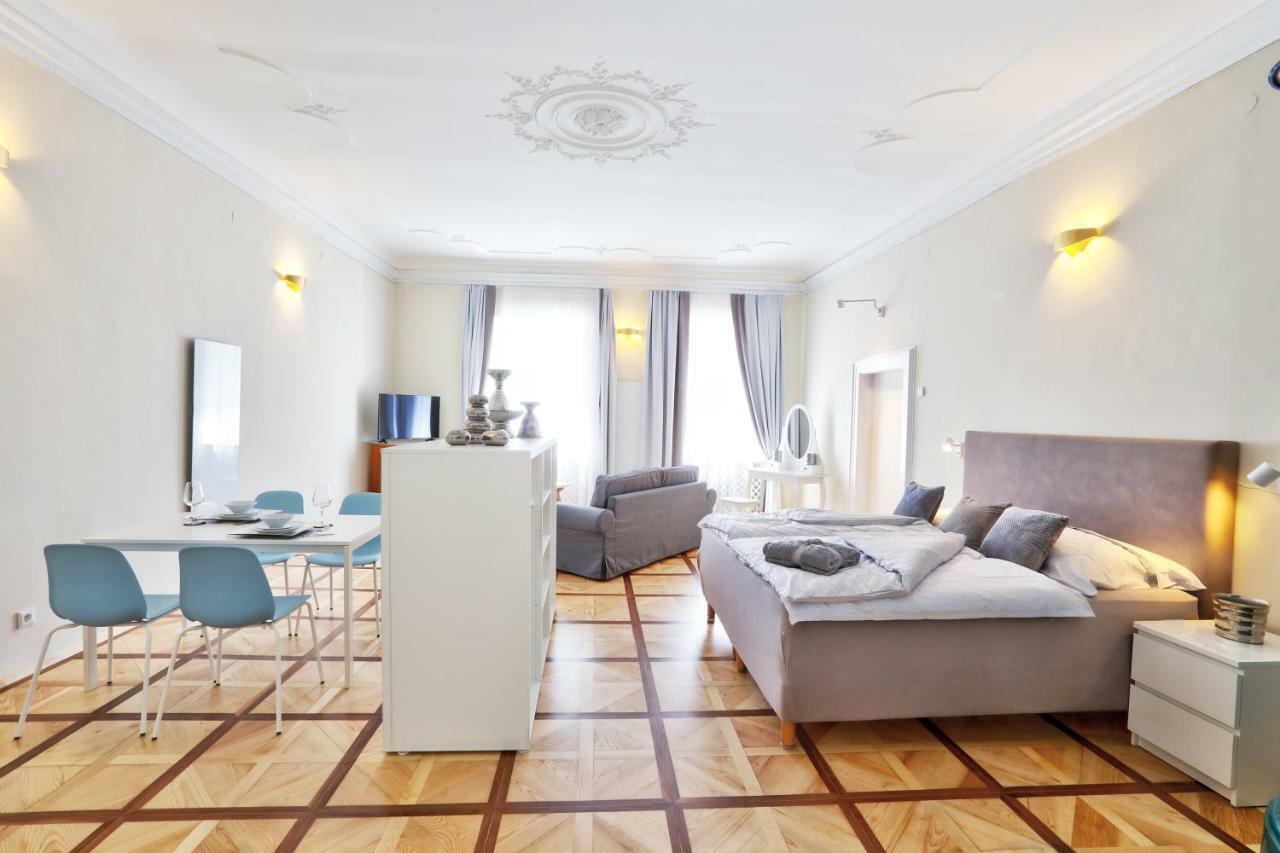 Stylische Cityapartments Benedikt Klagenfurt am Woerthersee Exterior photo
